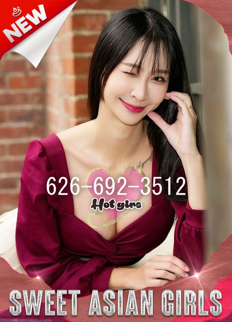 Sweet Girls  Working 10