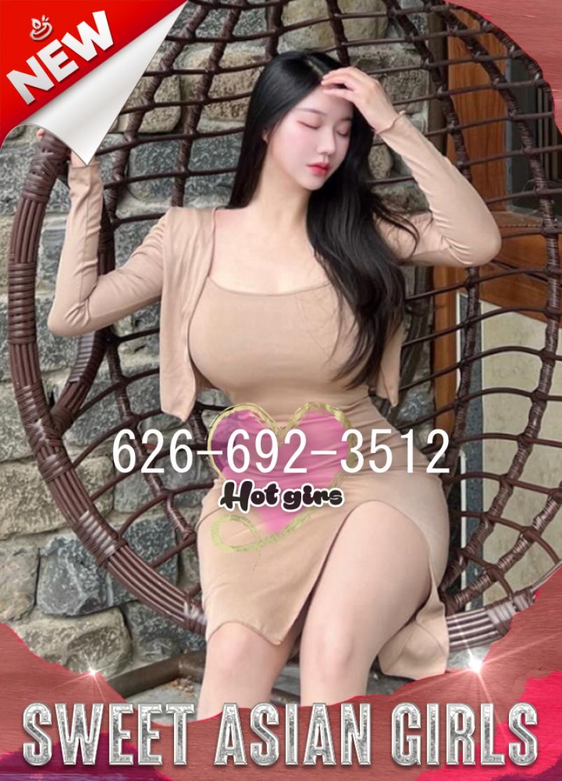 Sweet Girls  Working 6