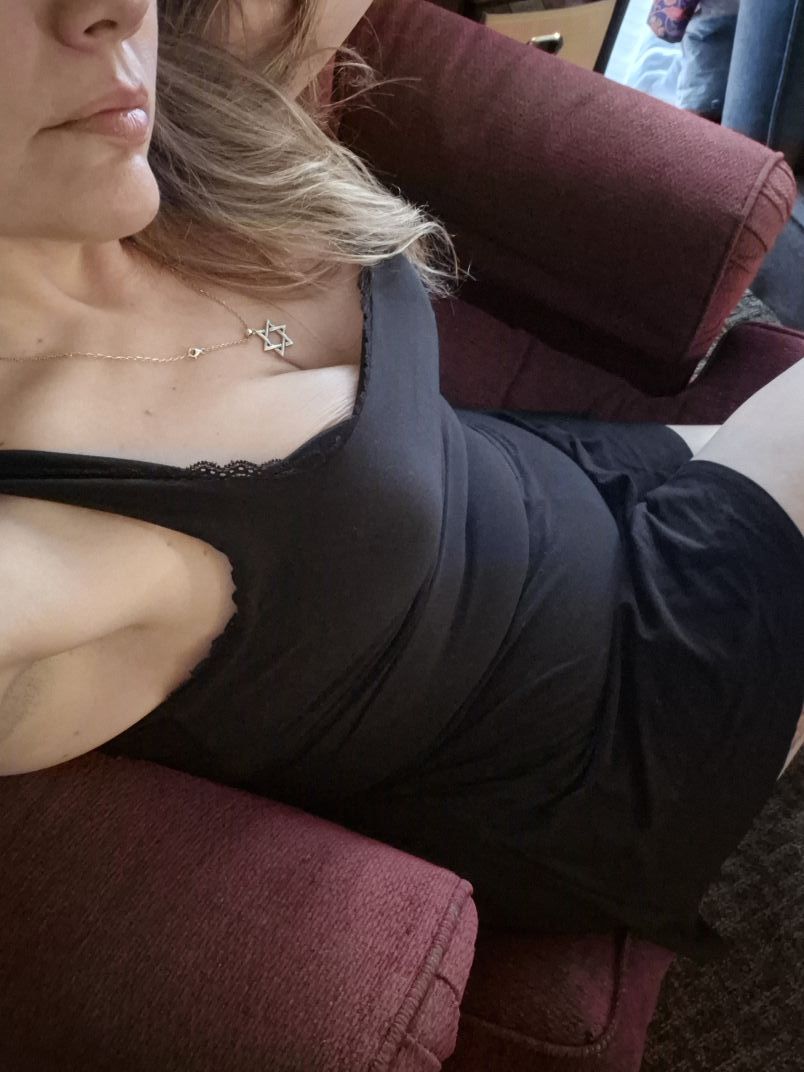 Curvyred 4