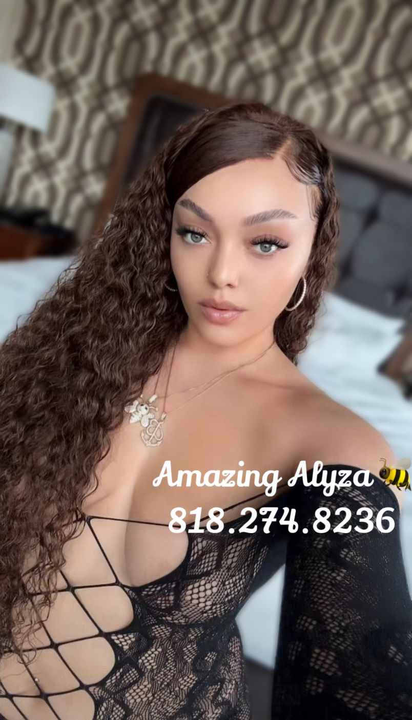 Alyza 11