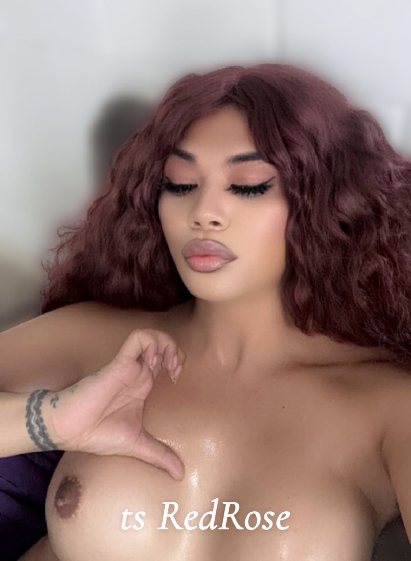Leyomi Redrose 6