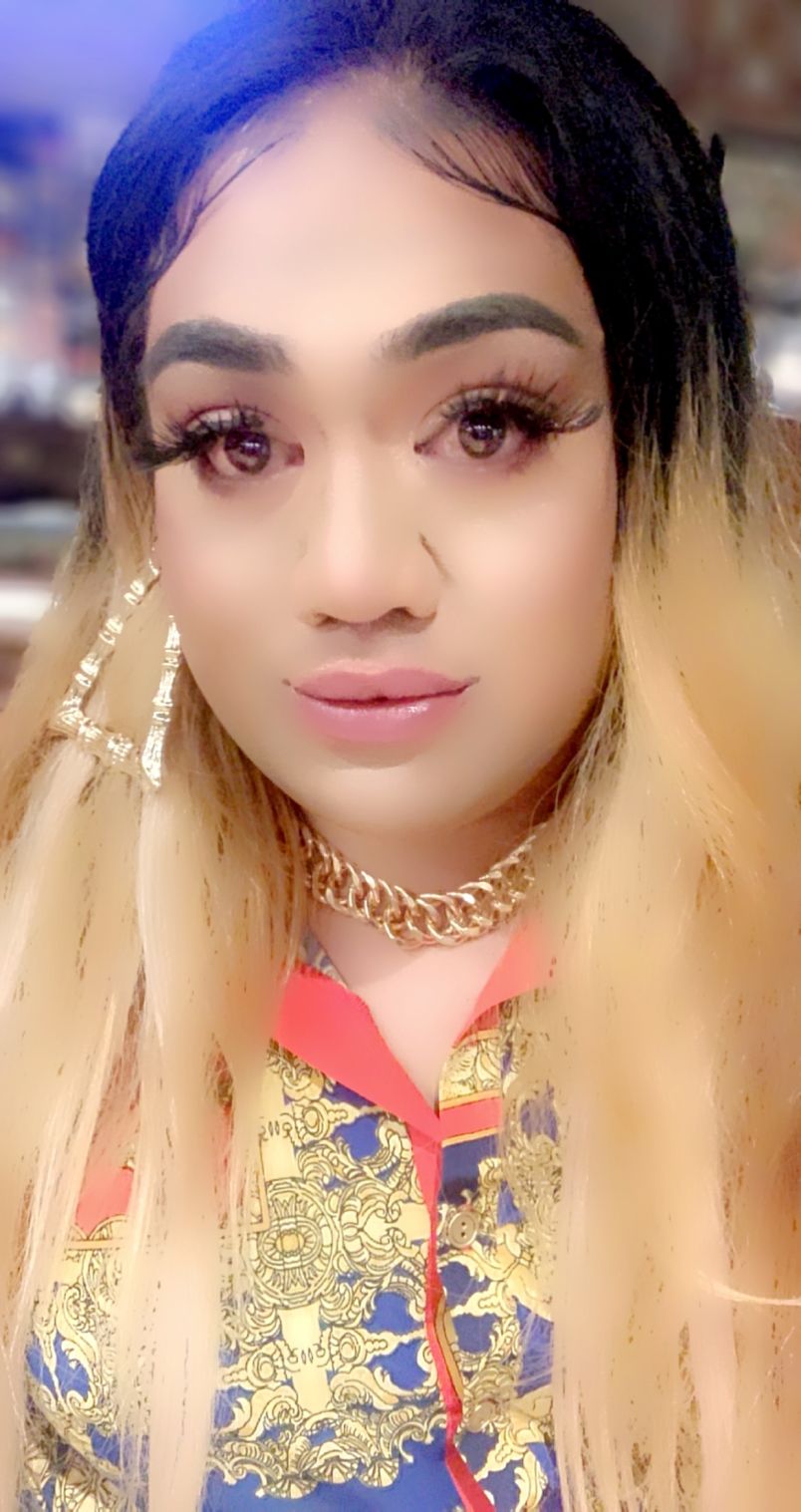 Deepthroat Queen 8