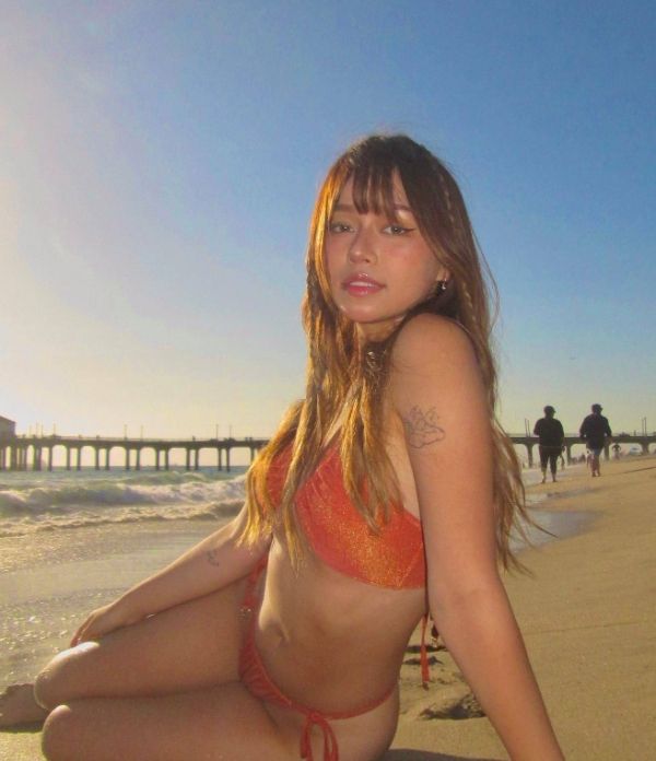 Hongkong Purple Door 10