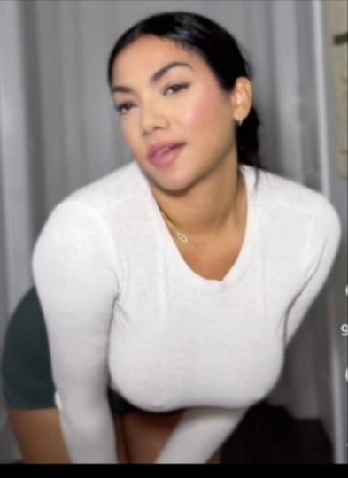 Celine Ts Niagara 12