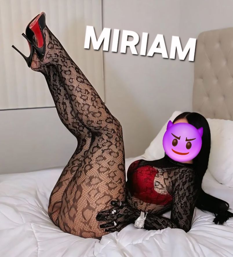 Latinas Curvis 1