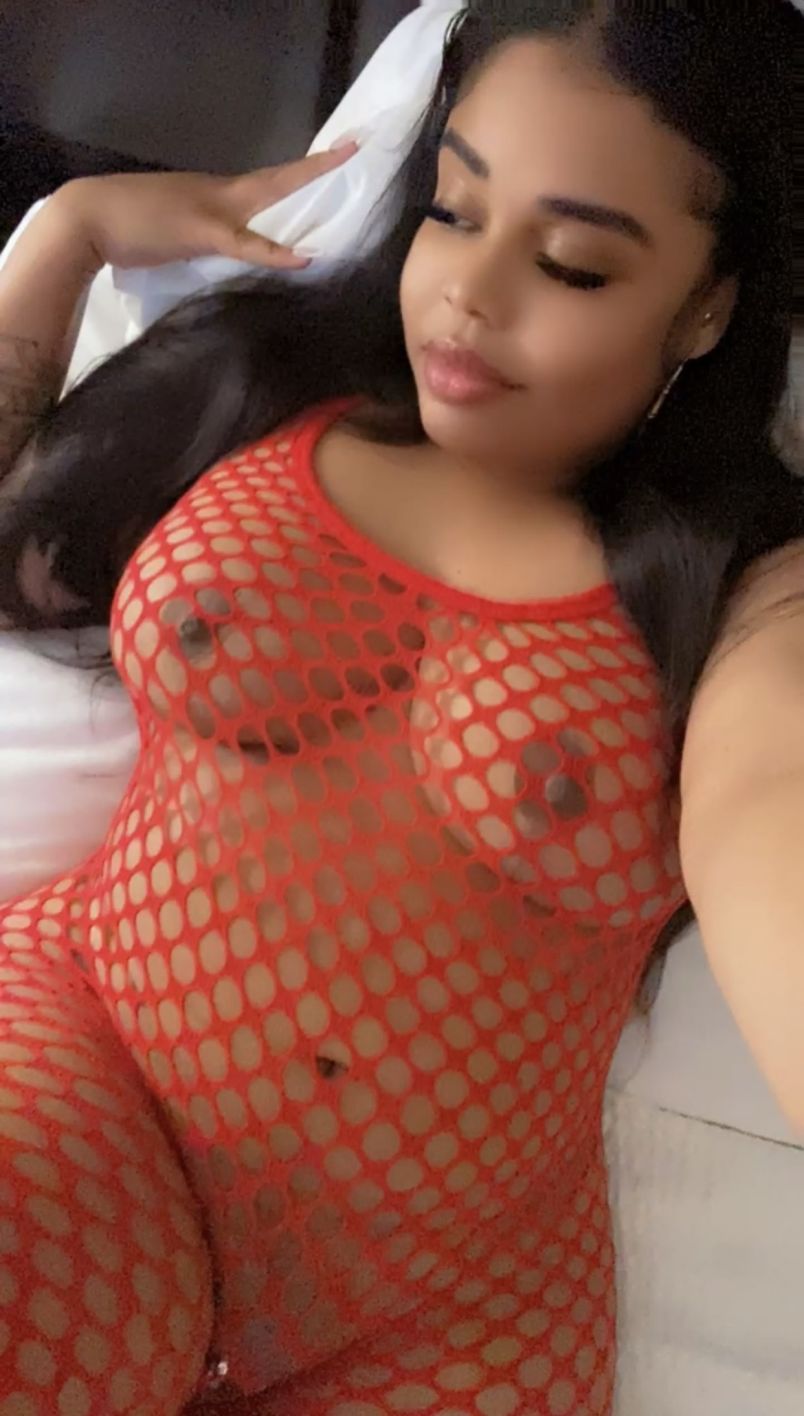 Pretty Pussy Ciara 2