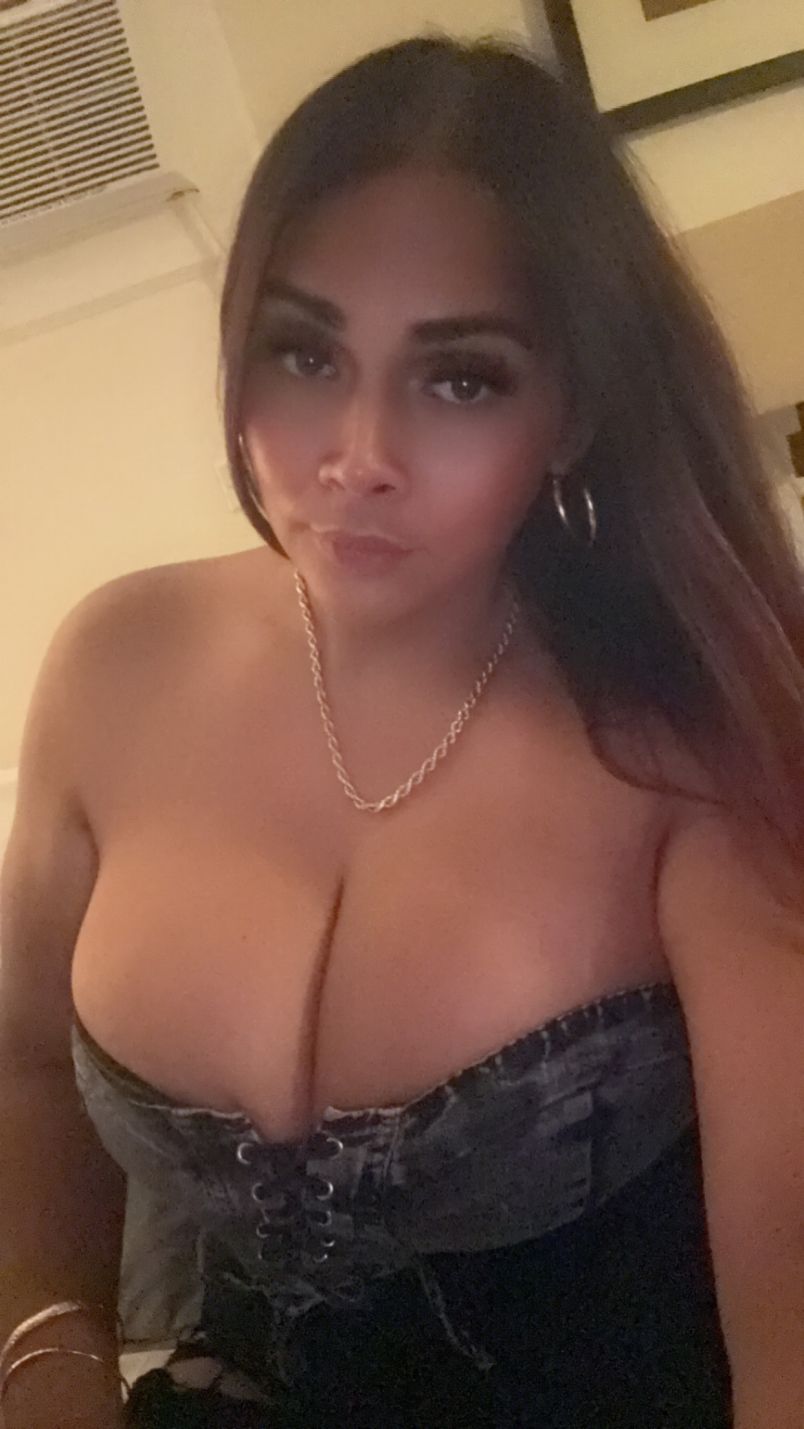 Ts Bombshell Ariah 5