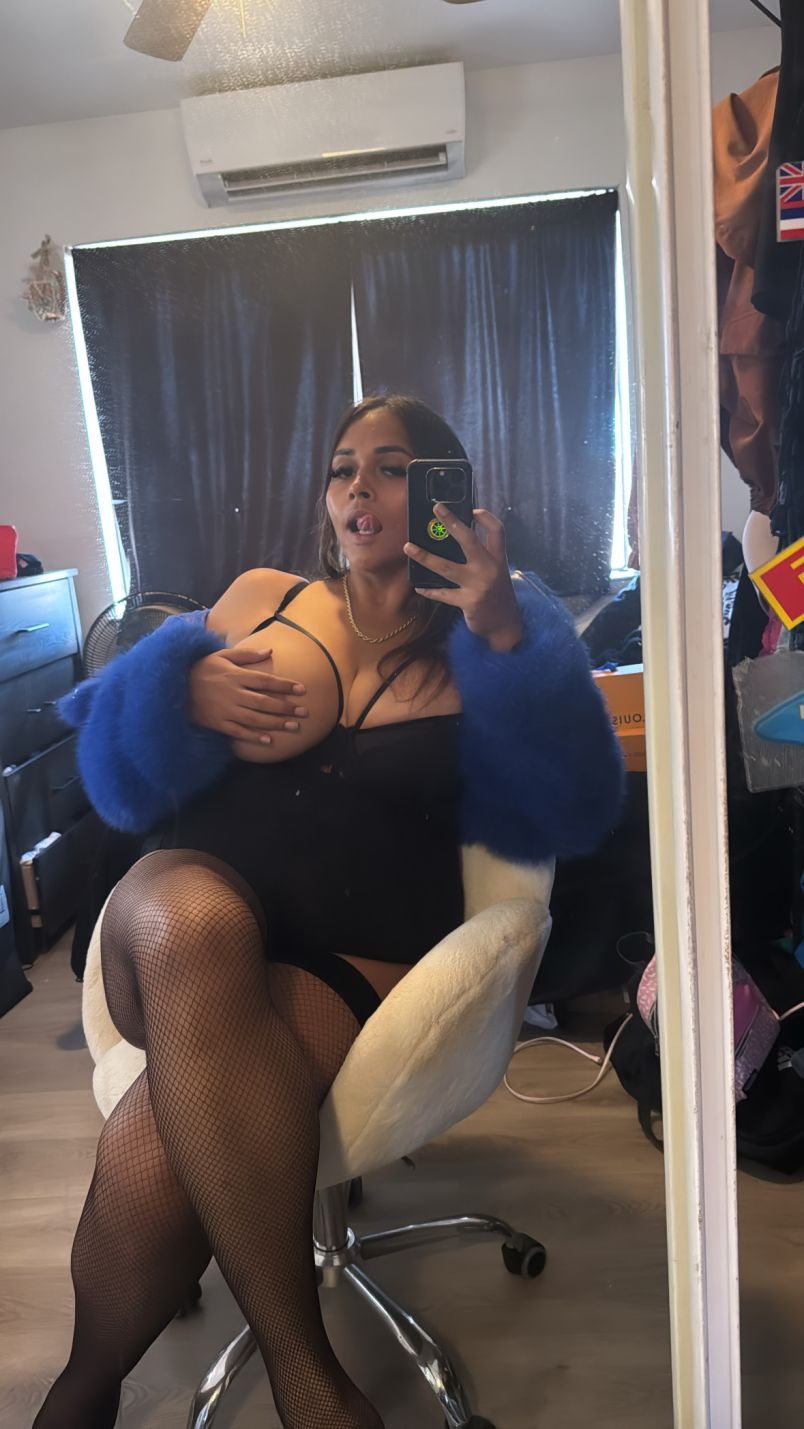 The Bombshell Doll 2
