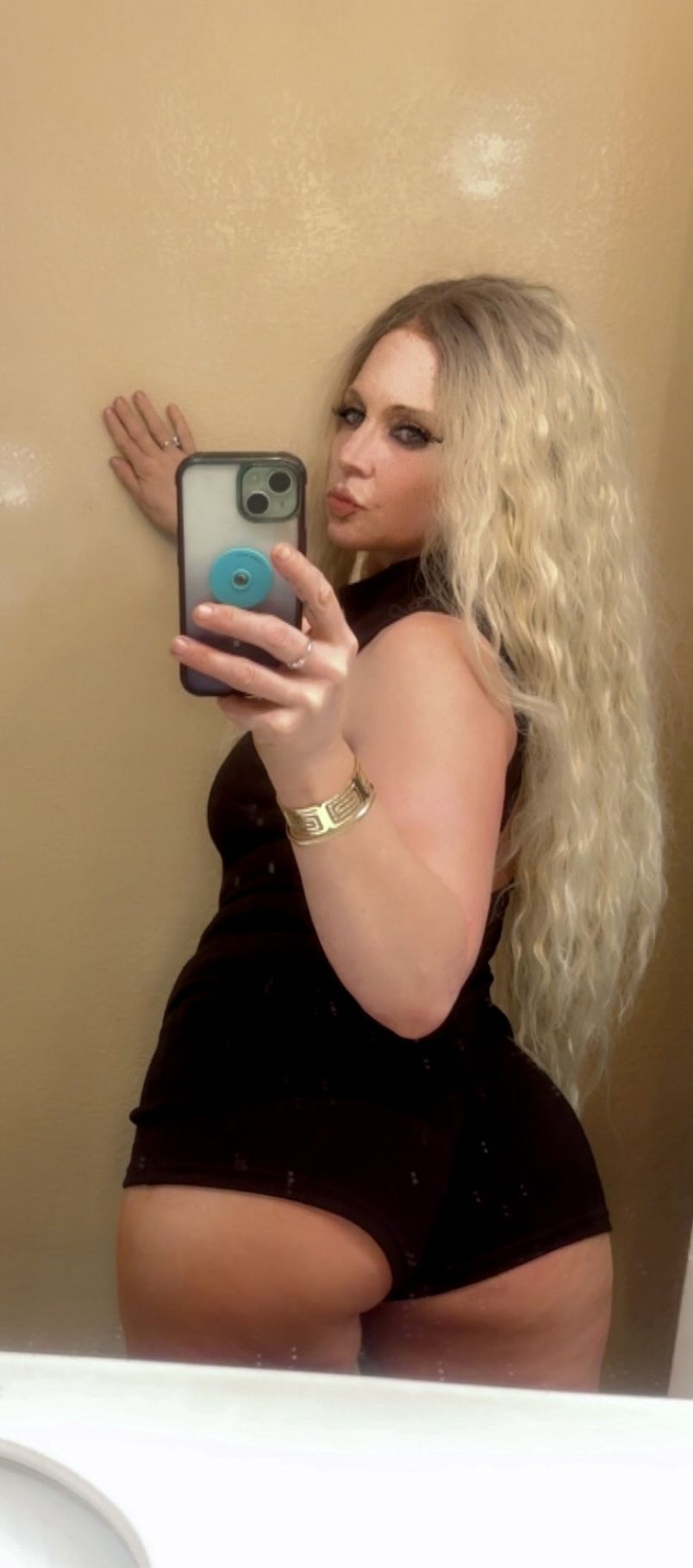Gigi 12