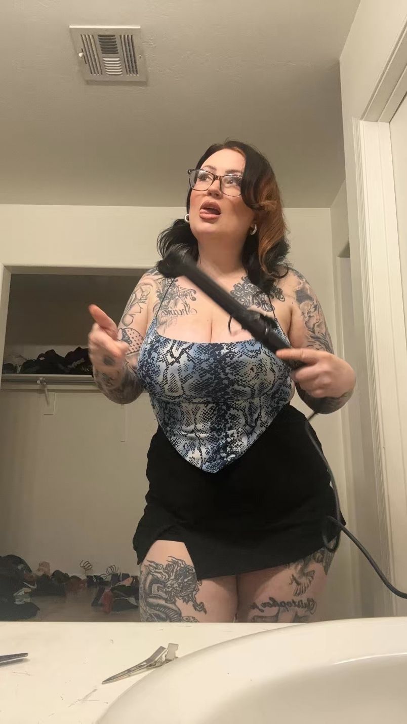 Sexy Lexy 1