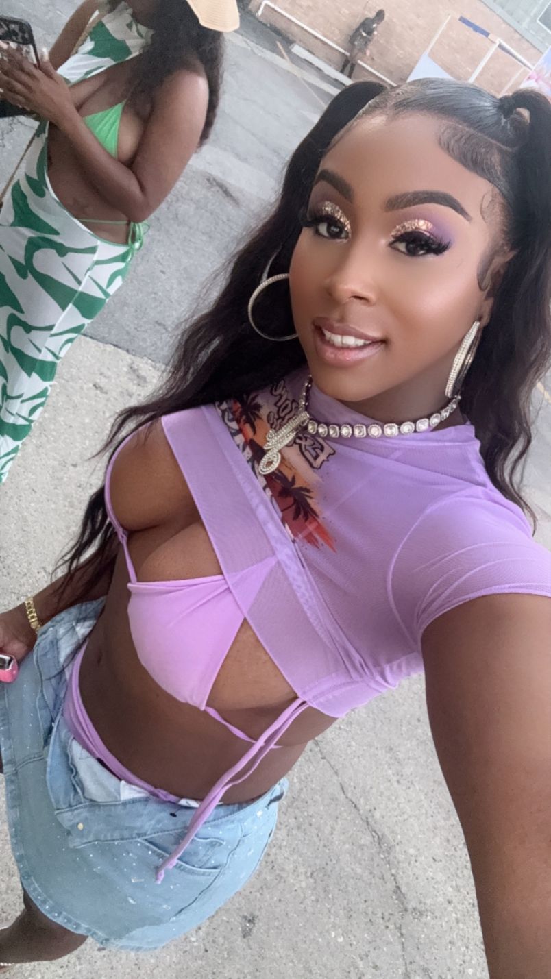 Famous Pornstar Alexx 2