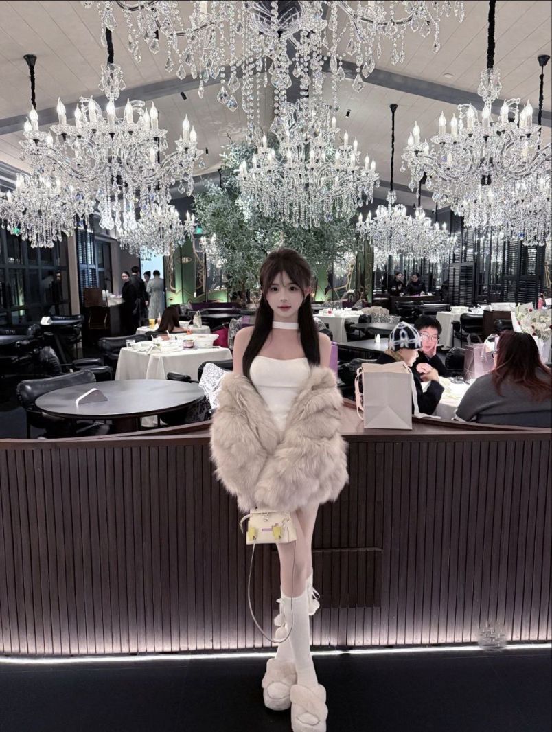 Roxanne 10