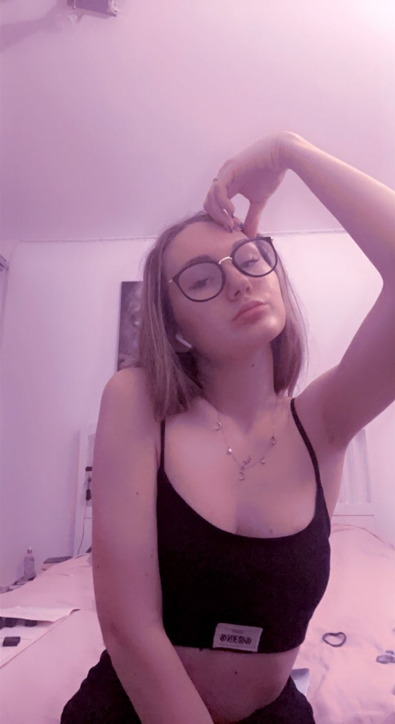 Lea Lily 1