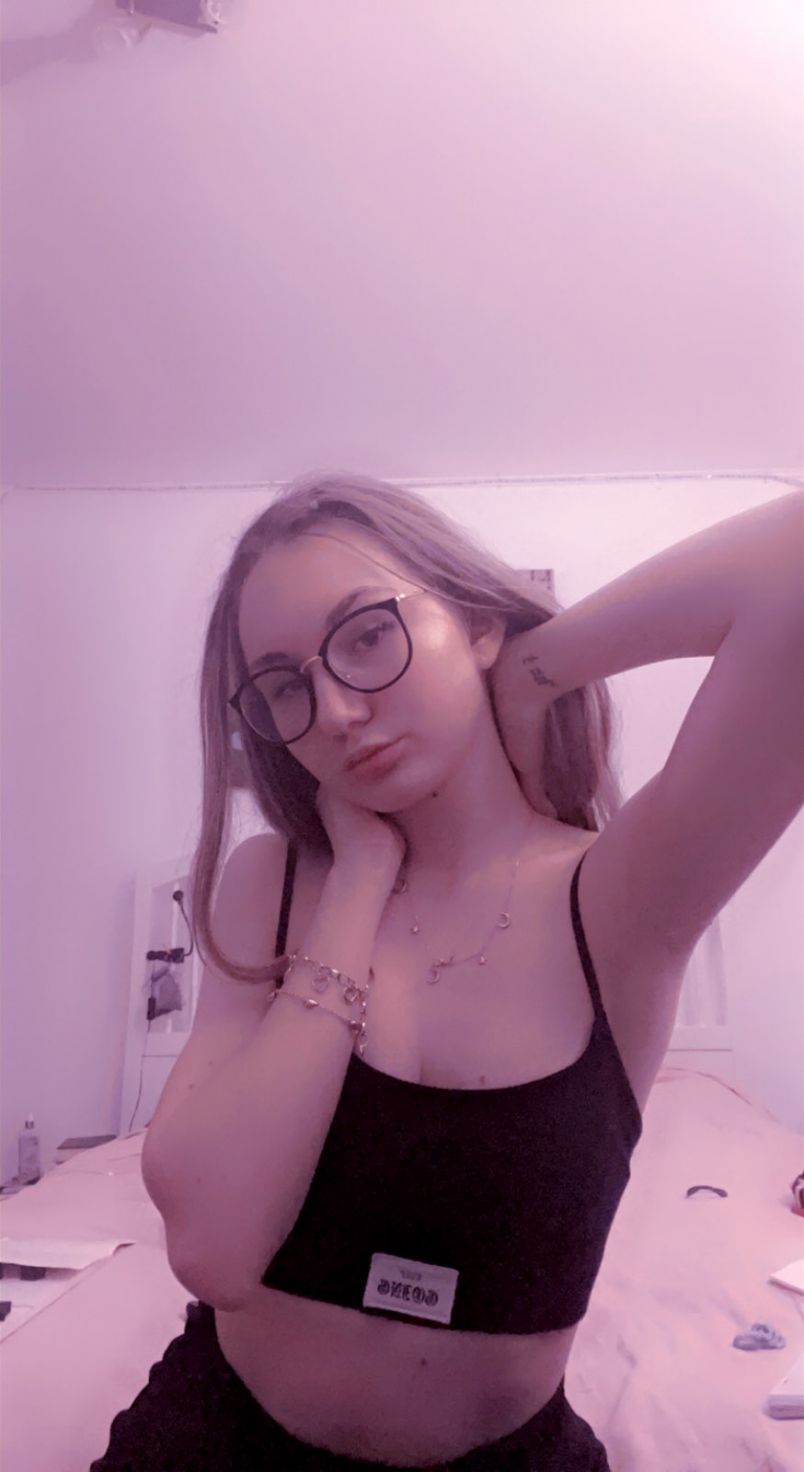 Lea Lily 3