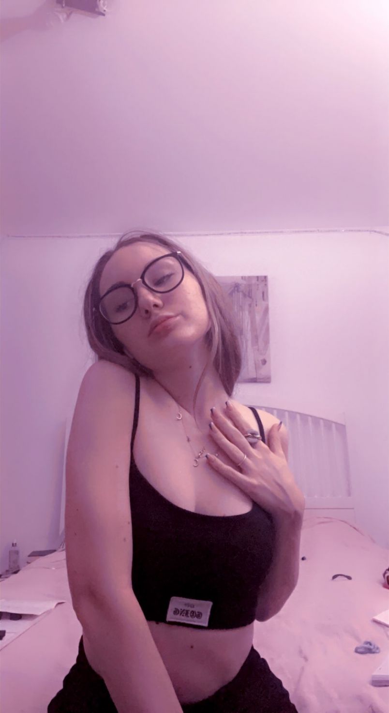 Lea Lily 2