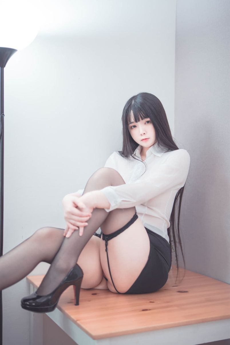 Sabrina 9