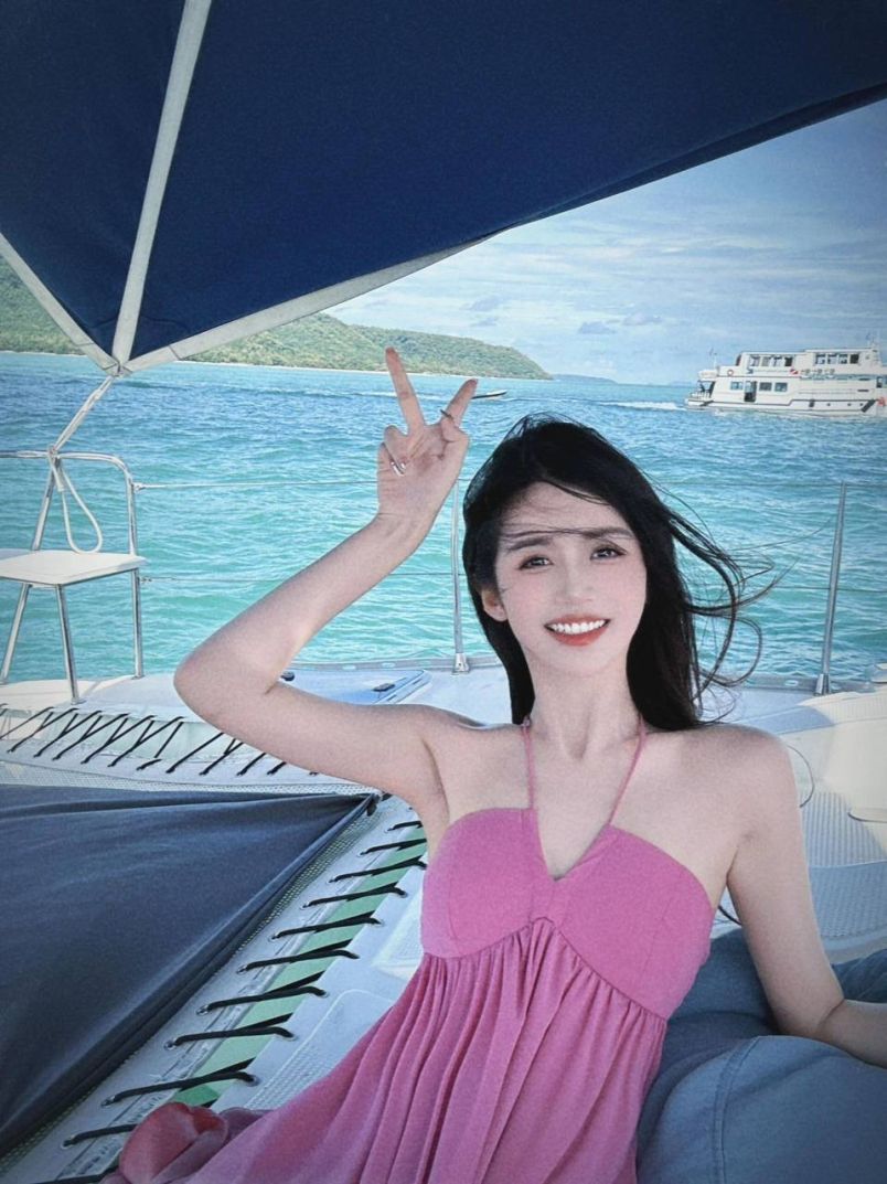 Xiao Xiao 11