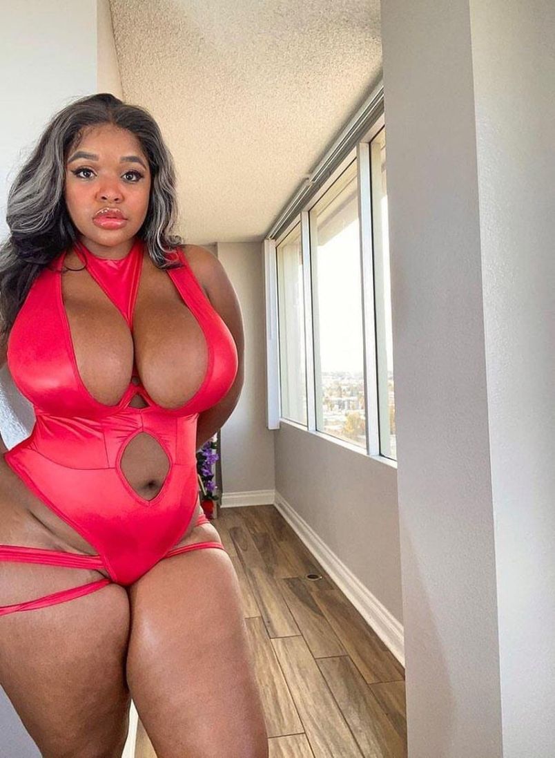 Nikitaxx Ebony 1