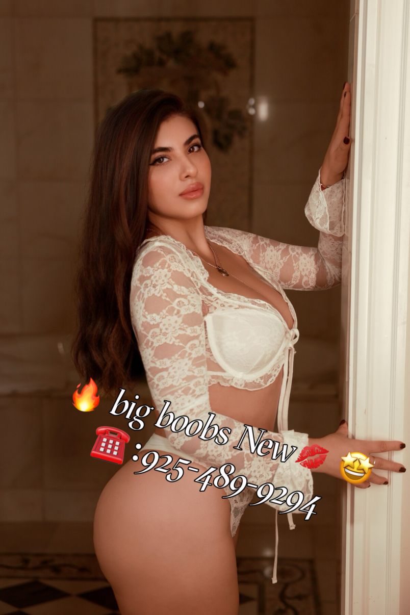 Big Boobs Doble F 7