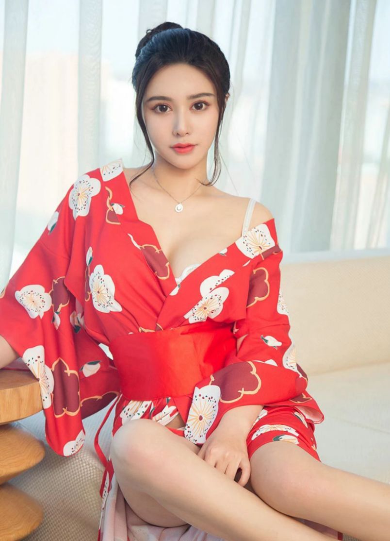 Aimee 7
