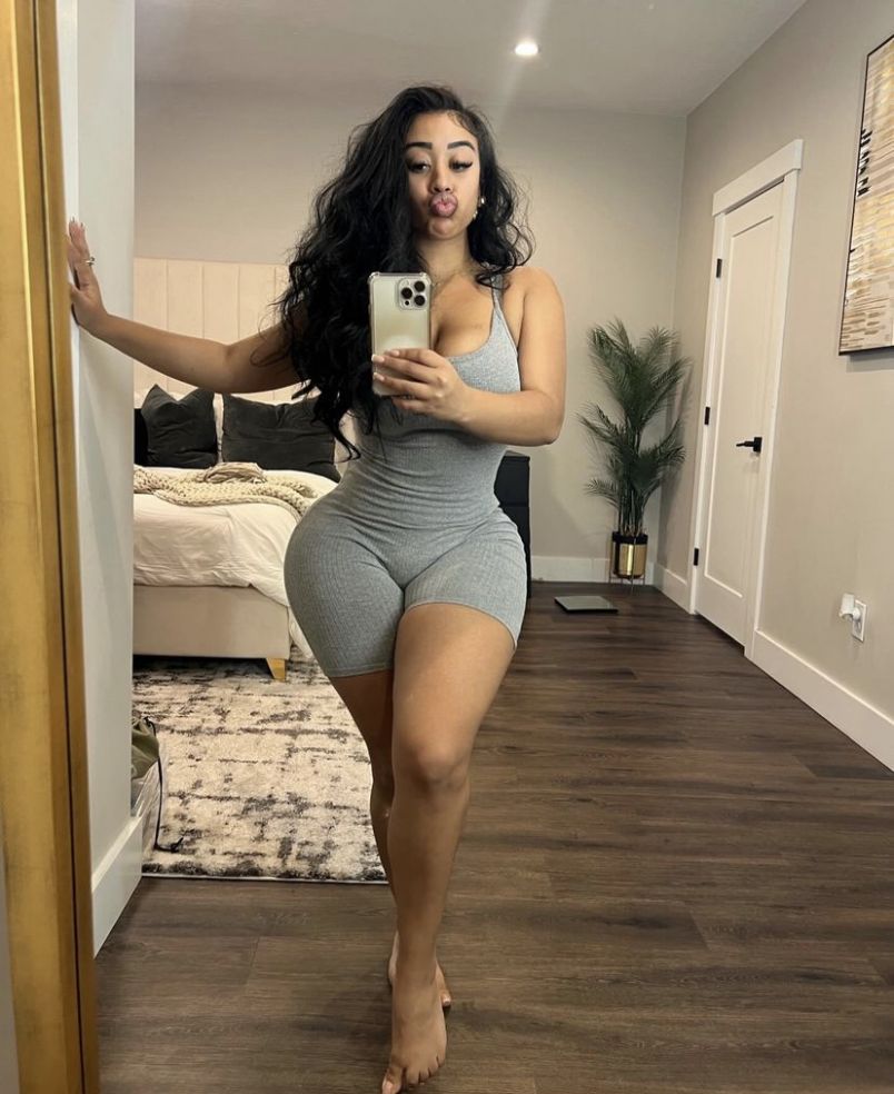 Tina Sexy 1