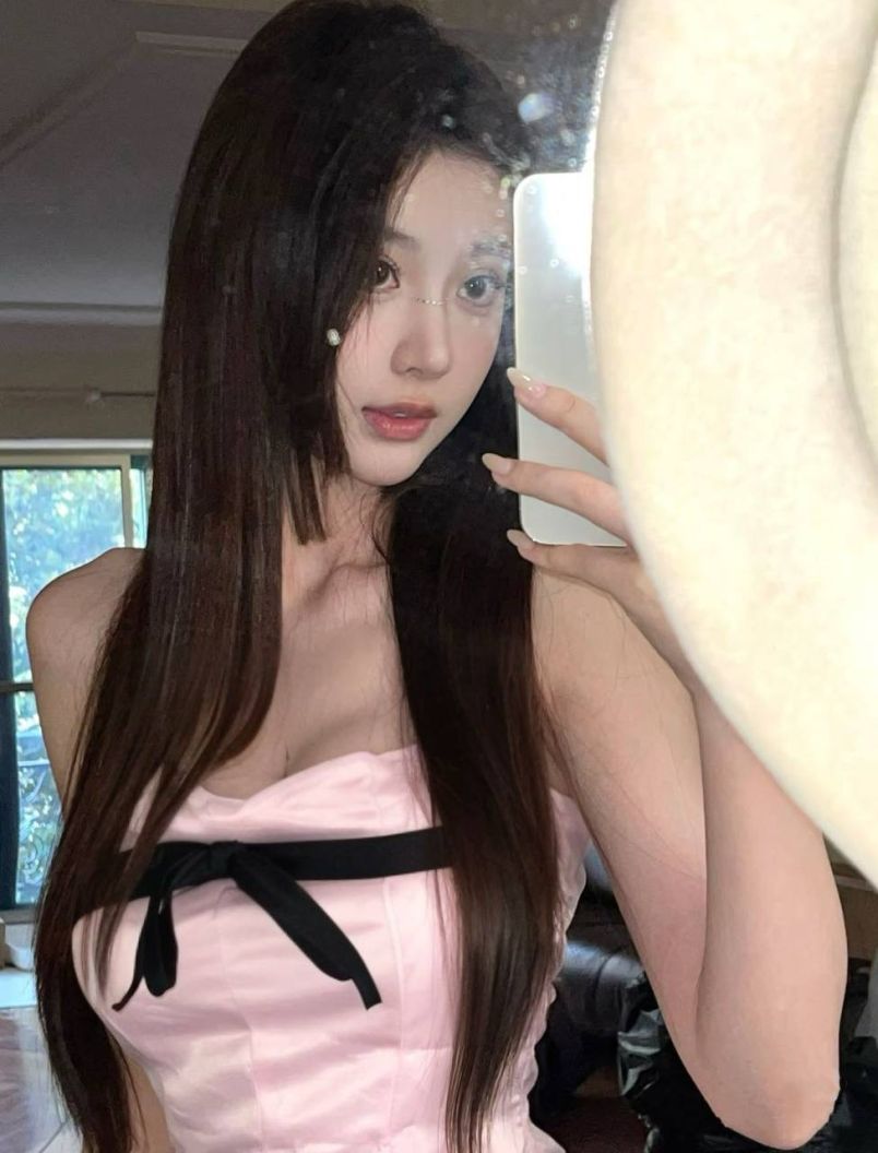 Emily 11