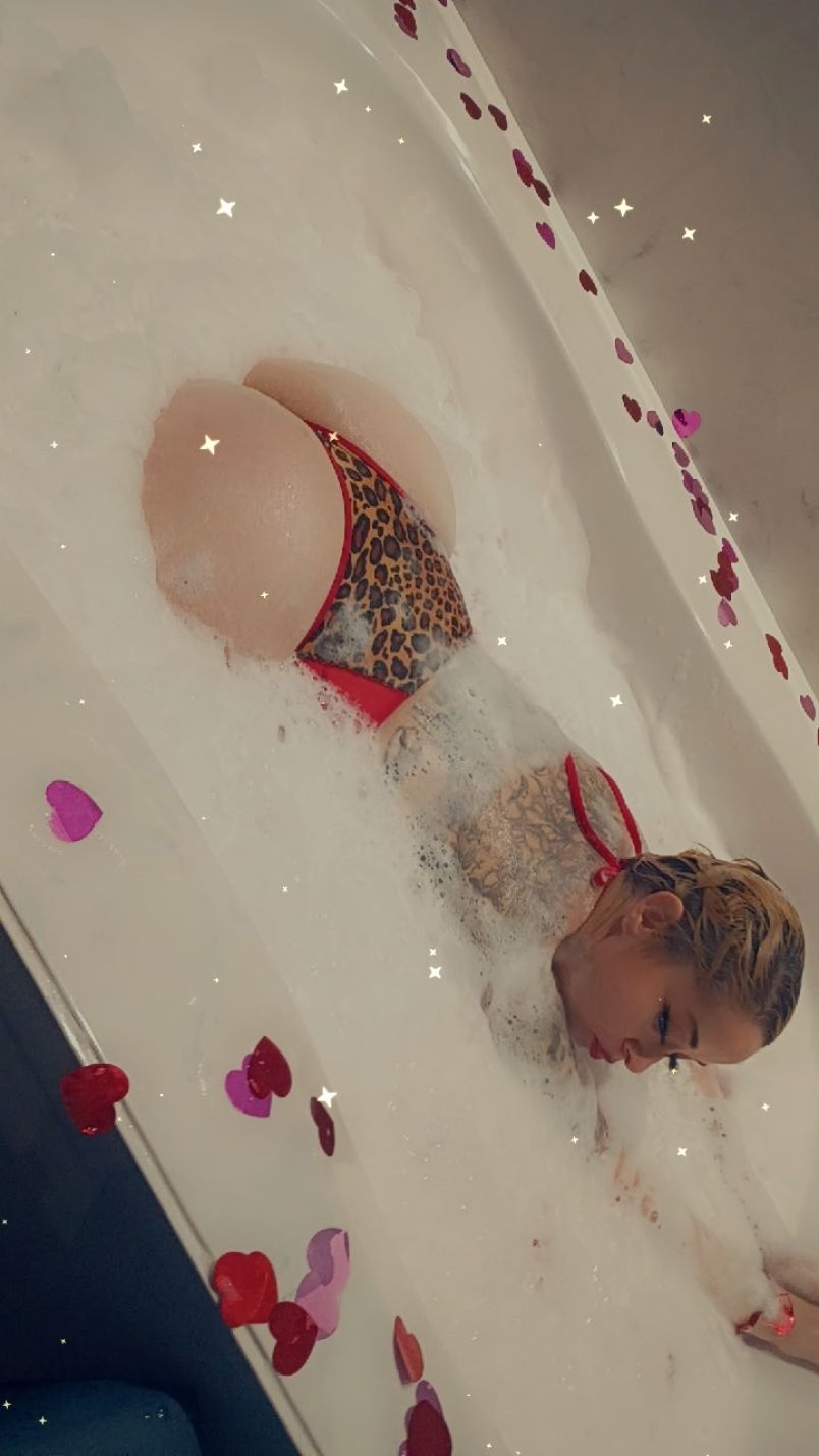 Nikki Staxxx 4