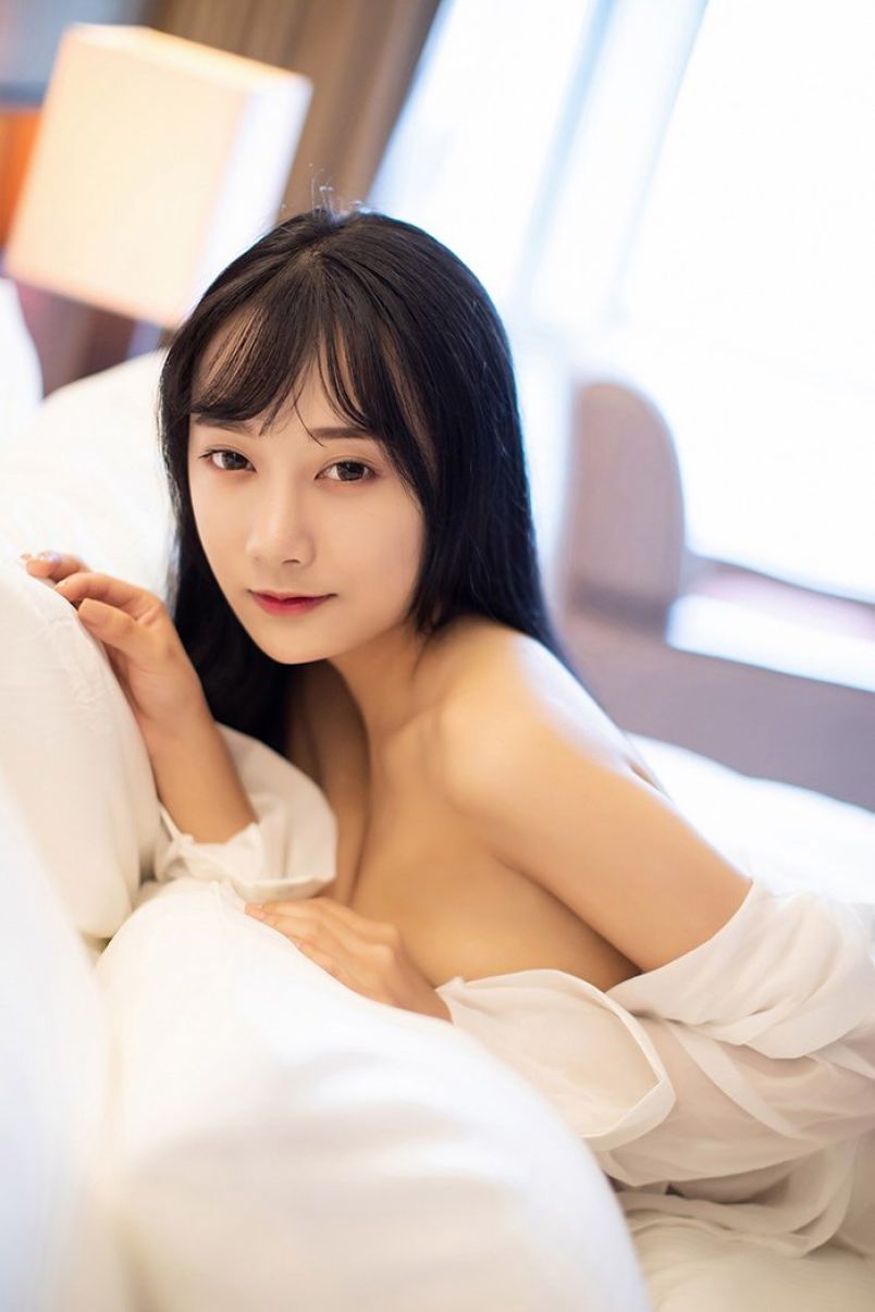Clara 12