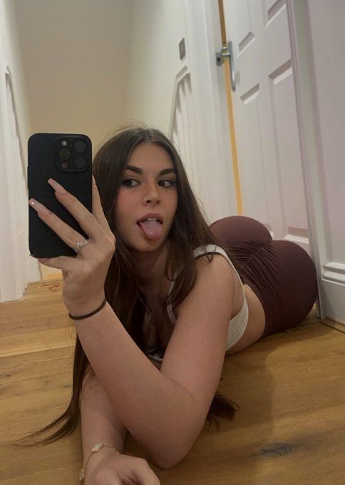 Danielley 4