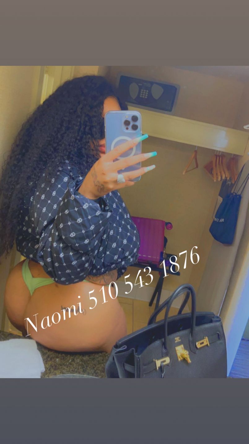 Naughtynaomi 1