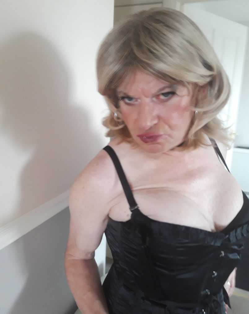 Zoe Sapphire Feelgood 7