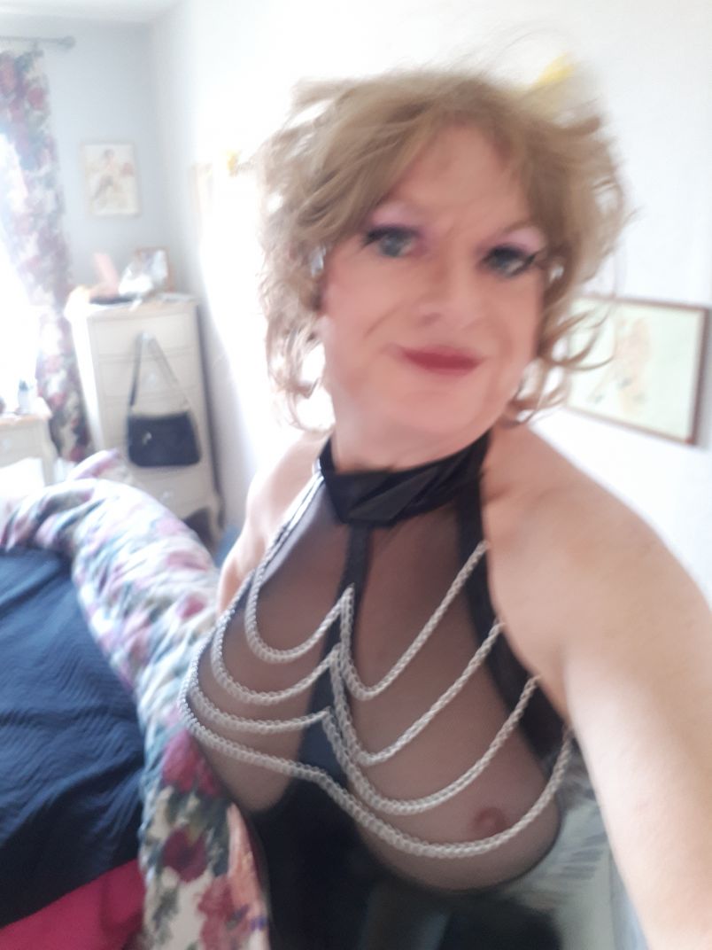 Zoe Sapphire Feelgood 5