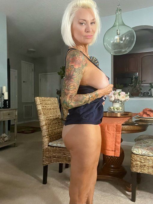 Nadine Stepmom 2