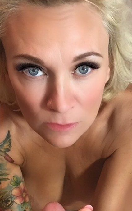Nadine Stepmom 11