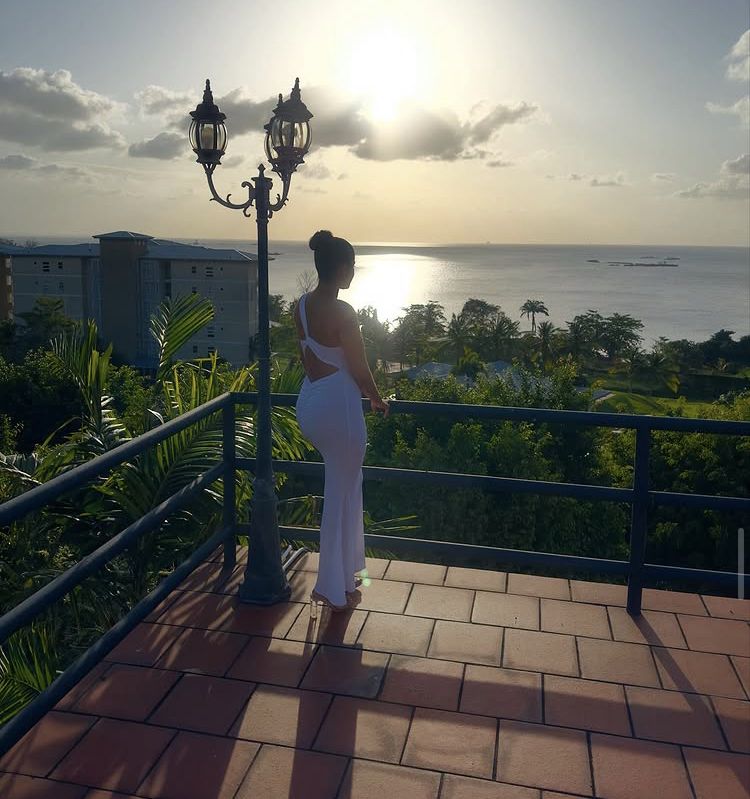 Mona Escort Sharjah 2