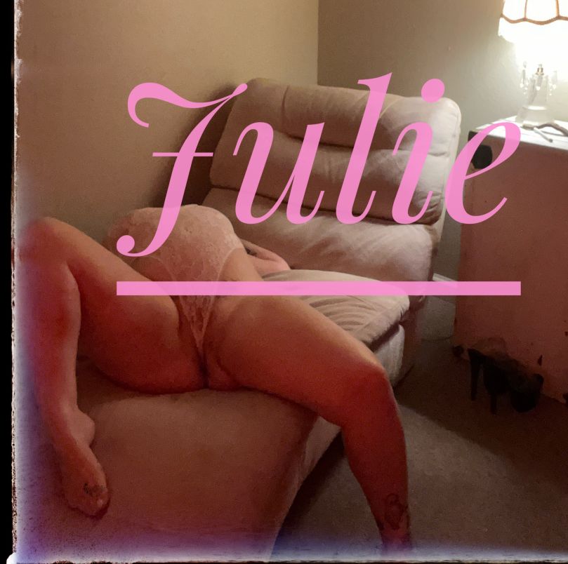 Julie 8