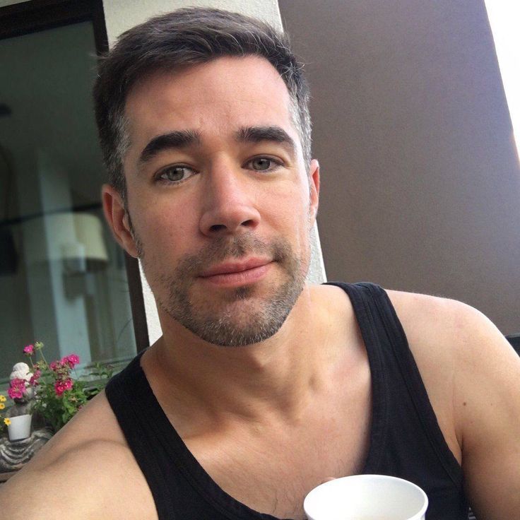 Discreet And Masculin 1