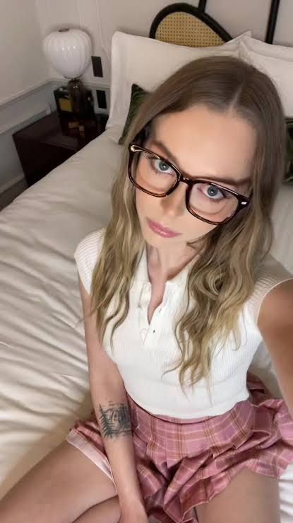 I Am An Hookup Provid 1
