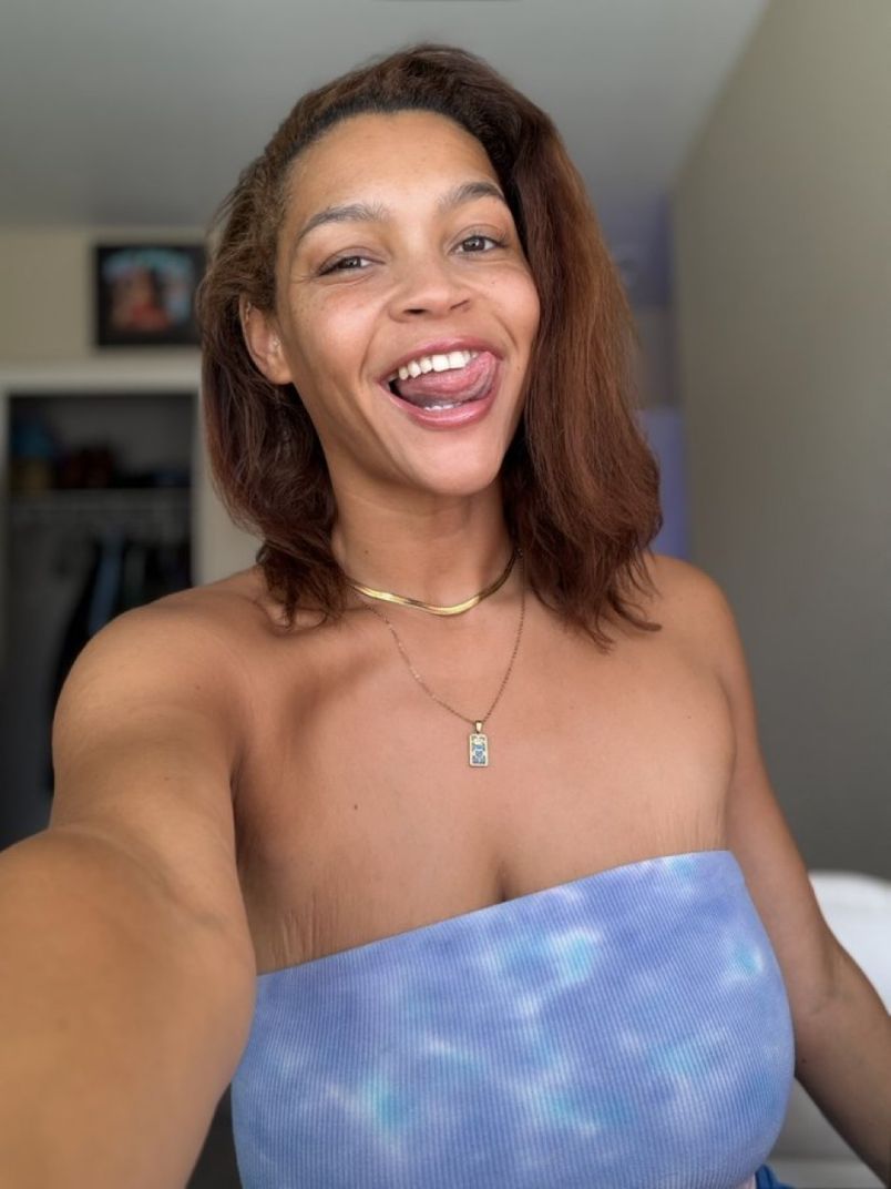 Ashlyn 1