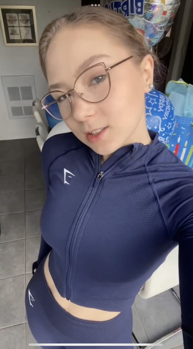 Scarlett 1