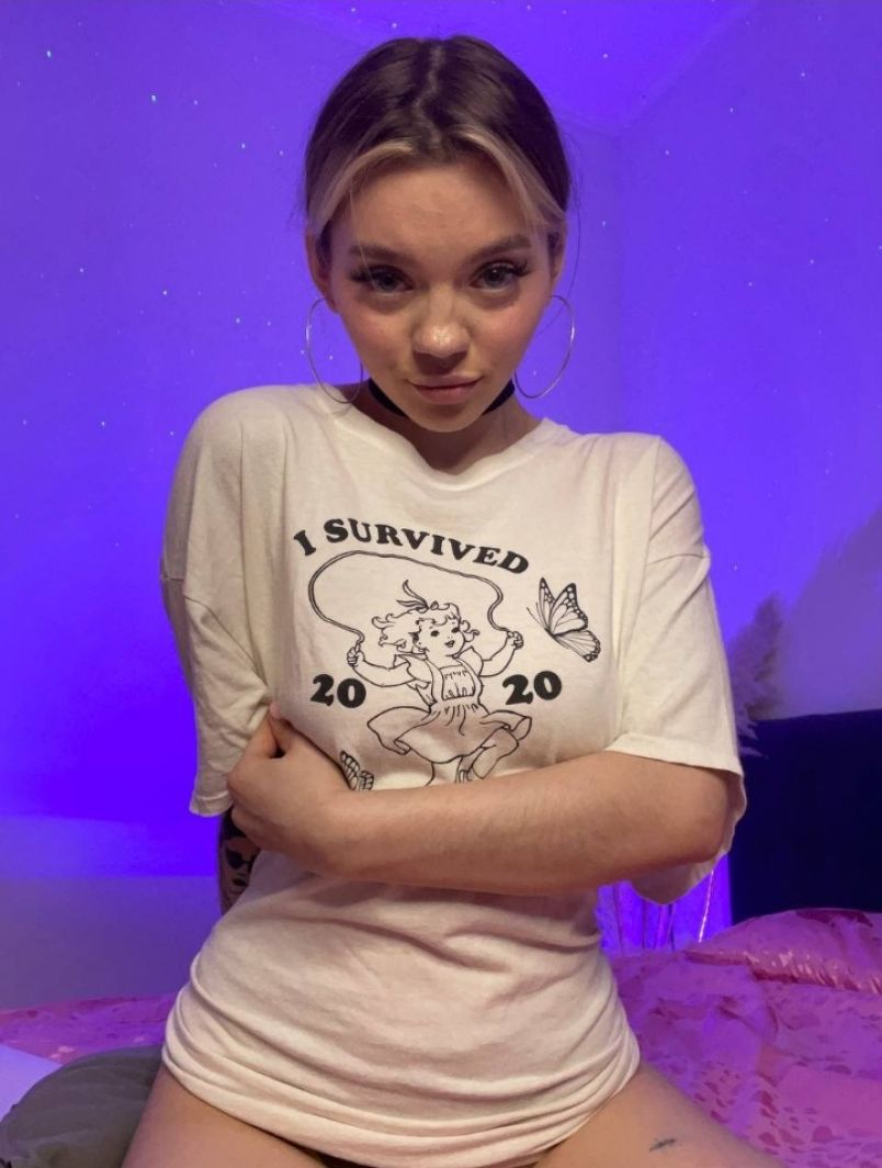 Devoted Escort  Horny 4
