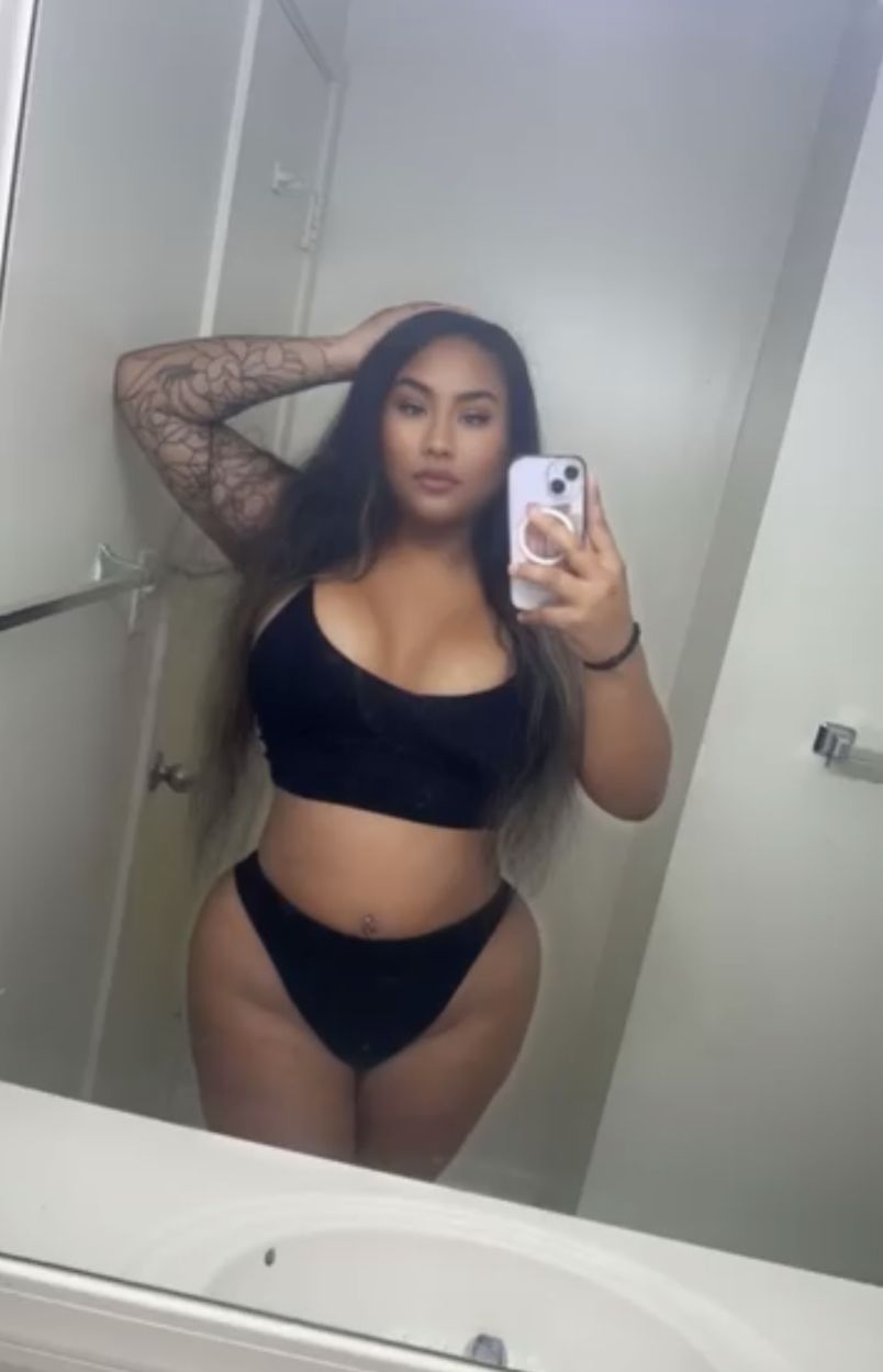 Available  Hosting 4