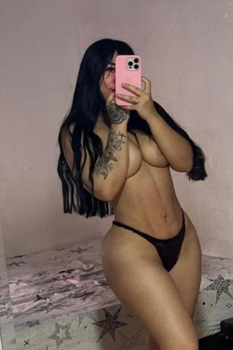 Anabella Analqueen  I 1