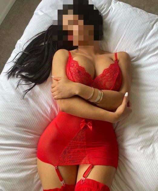 Alana  DEERFIELD B 3