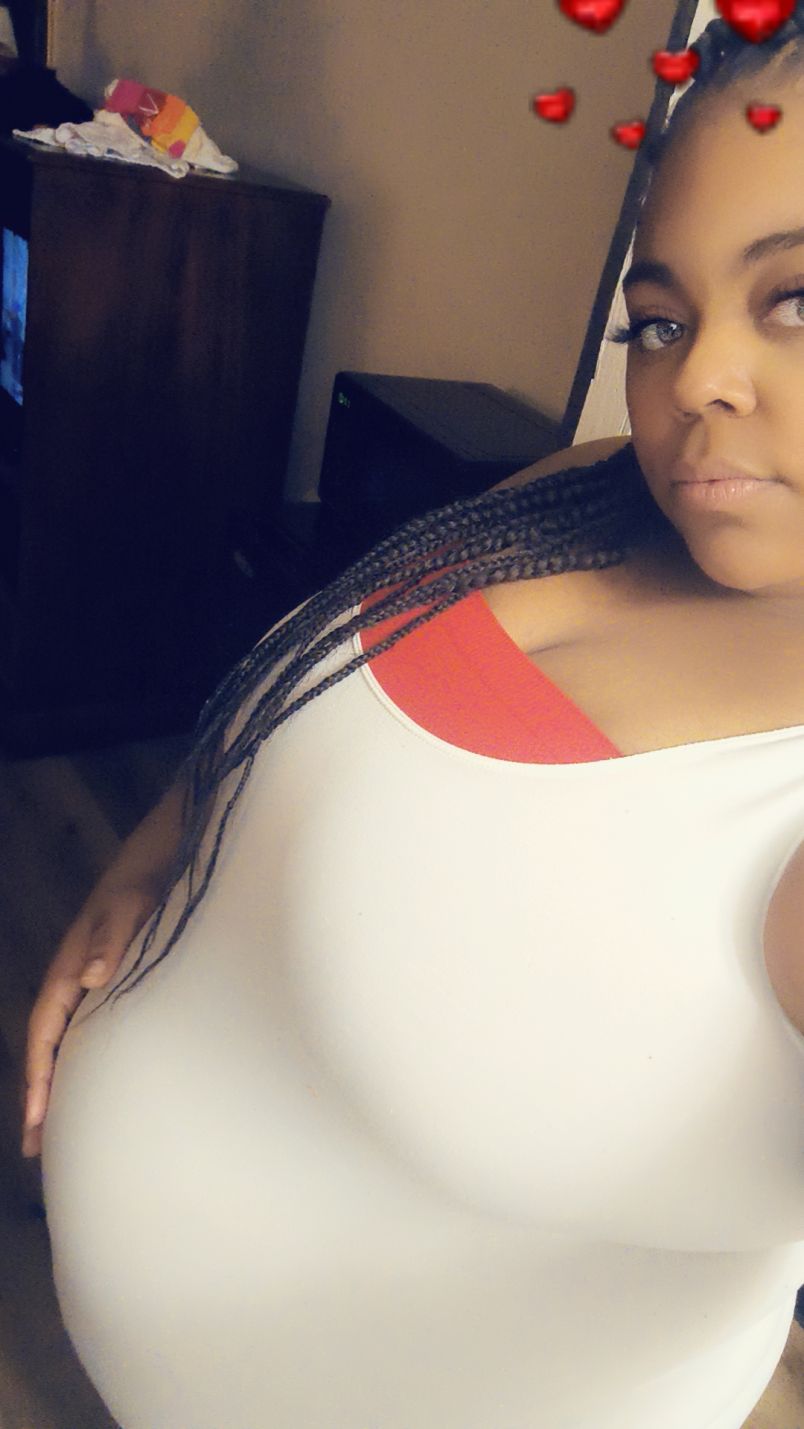 Tia Long   Months Pre 5