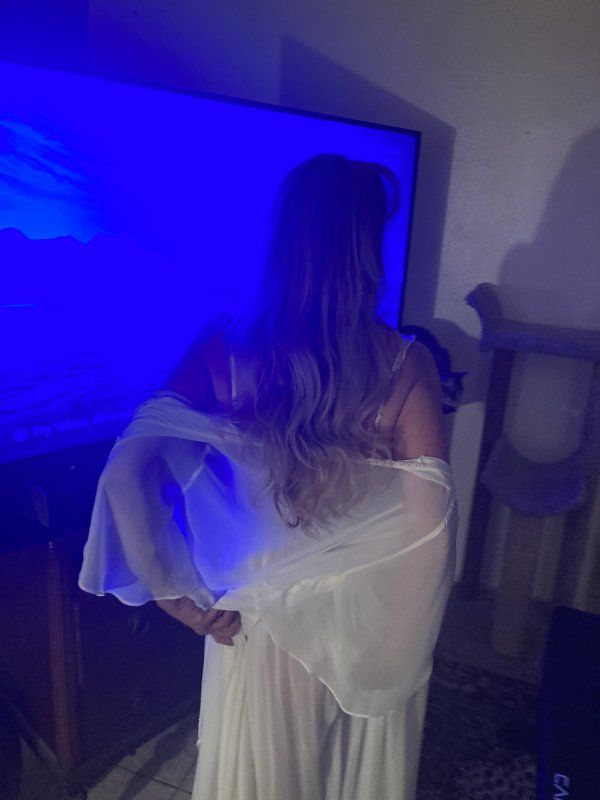 Julie Coffee w/Julie  3