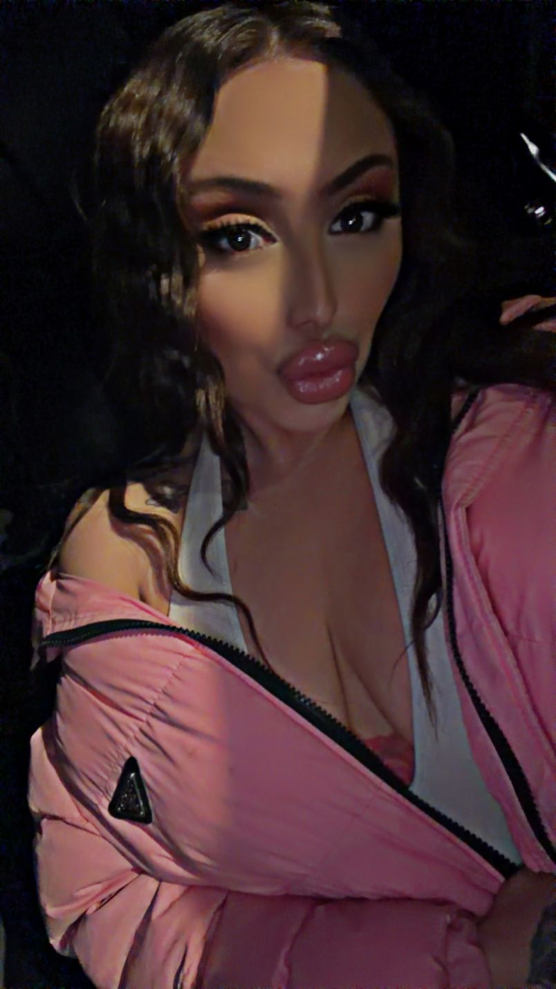 Minny Rose 8
