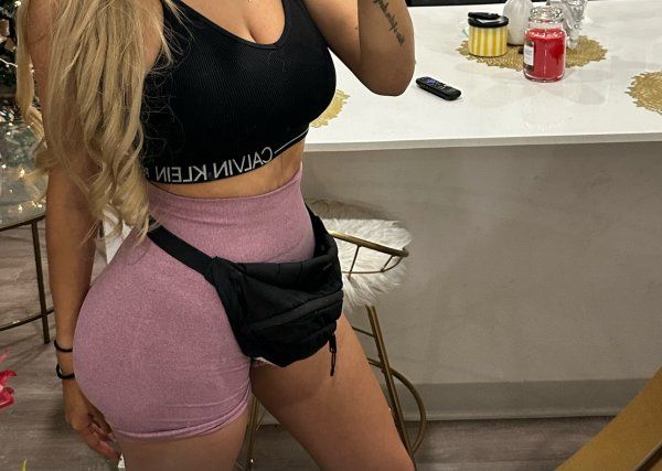 Blondie Latina ready  2