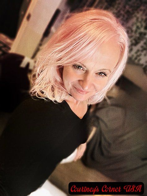 Courtney’s Corner U 1