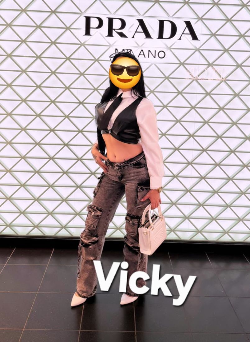 Vicky 8